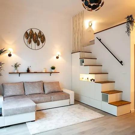 아파트 Urska's Adorable Place *